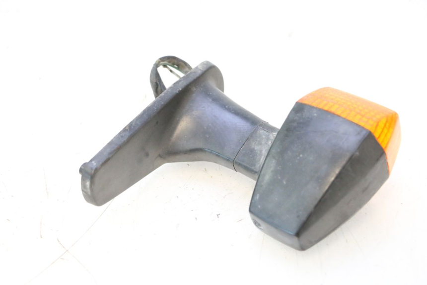 photo de FRECCE DESTRA POSTERIORE KAWASAKI GPX F ZX750F 750 (1986 - 1990) - Zoom sullo stato d'uso