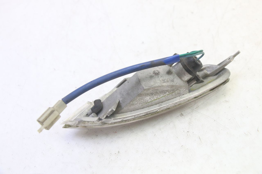 photo de FANALE POSTERIORE DESTRO KYMCO GRAND DINK 125 (2002 - 2007) - Dettagli dei punti di fissaggio