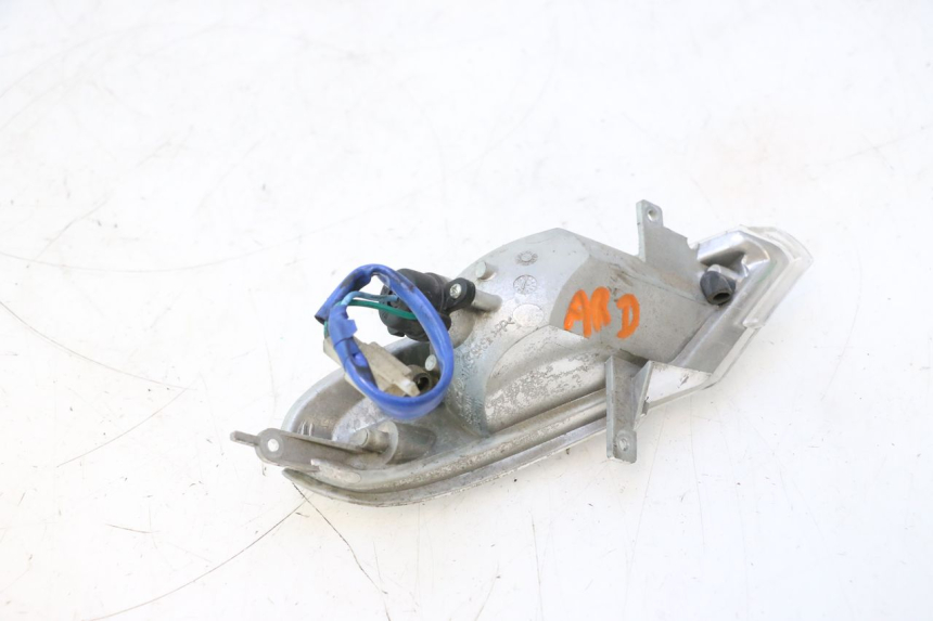 photo de FANALE POSTERIORE DESTRO KYMCO GRAND DINK 125 (2008 - 2014) - Altra angolazione