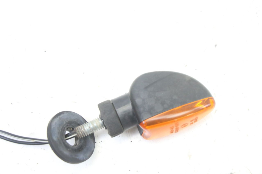 photo de FRECCIA POSTERIORE DESTRA SUZUKI GS GSE 500 (2001 - 2003) - Zoom sullo stato d'uso