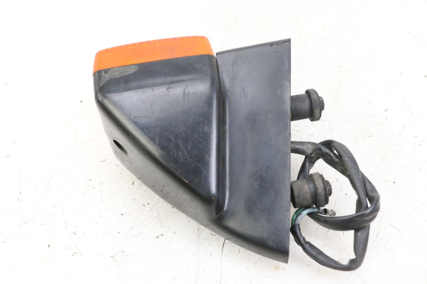 photo de FRECCE DESTRA POSTERIORE HONDA CBR F 1000 (1993 - 1996) - Primo piano tecnico