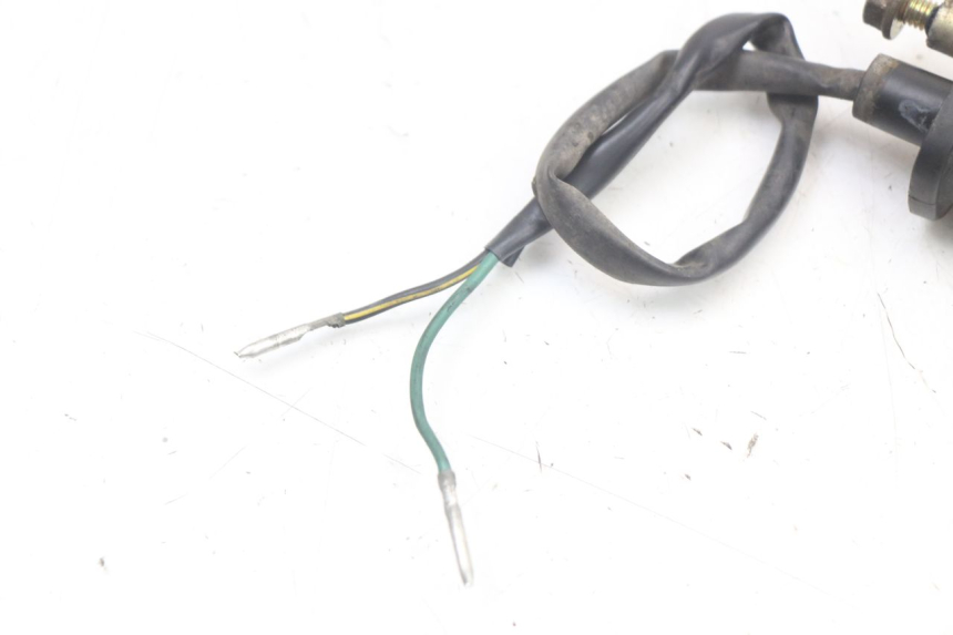 photo de FRECCE DESTRA POSTERIORE KAWASAKI GTR 1000 (1994 - 2004) - Dettagli dei punti di fissaggio