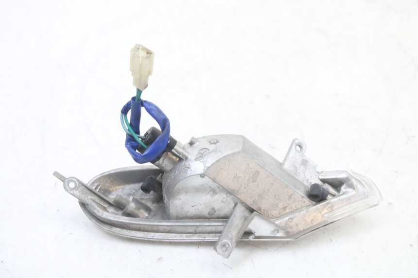 photo de FANALE POSTERIORE DESTRO KYMCO GRAND DINK 125 (2008 - 2014) - Altra angolazione