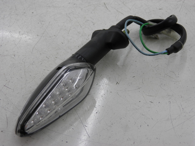 photo de FANALE POSTERIORE DESTRO KYMCO QUANNON NAKED 125 (2010) - Zoom sullo stato d'uso