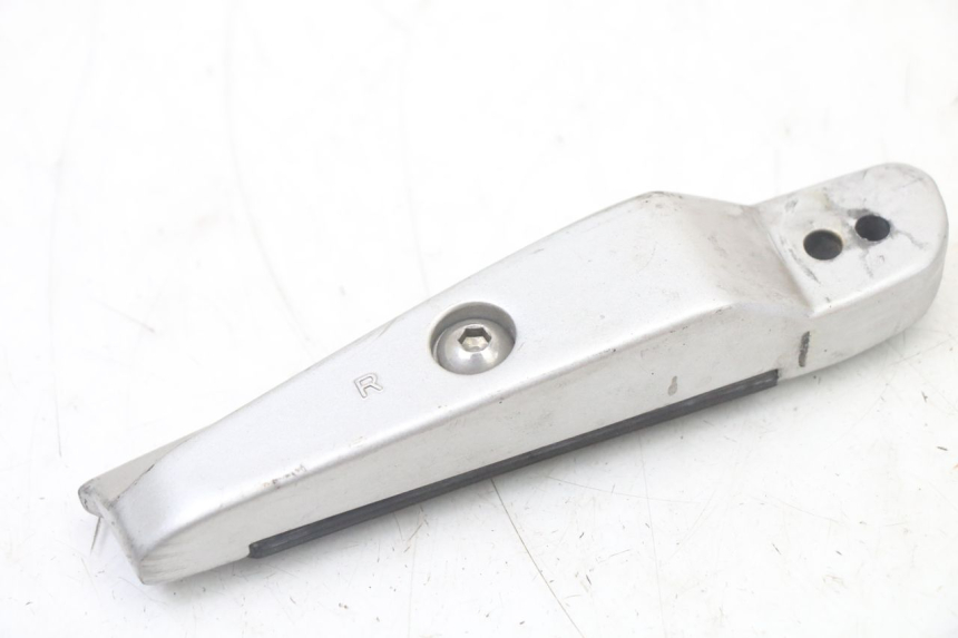 photo de FRECCE DESTRA POSTERIORE KYMCO XCITING 500 (2007 - 2010) - Primo piano tecnico