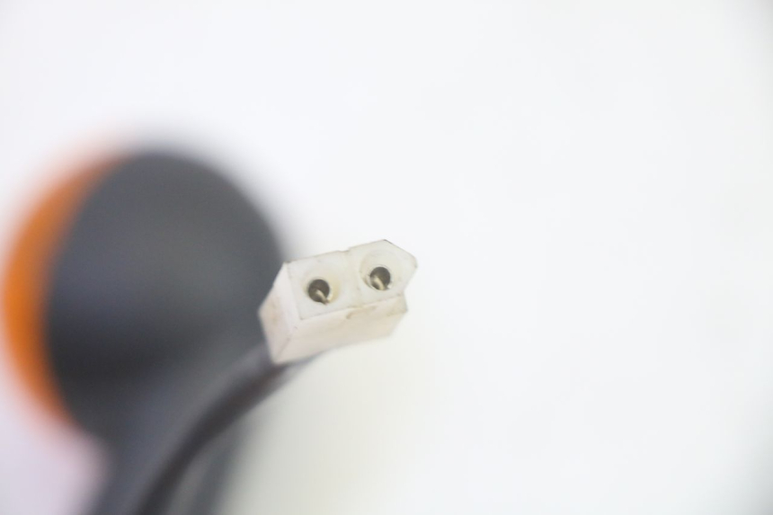 photo de FANALE POSTERIORE DESTRO PEUGEOT LUDIX 50 (2005 - 2007) - Primo piano tecnico