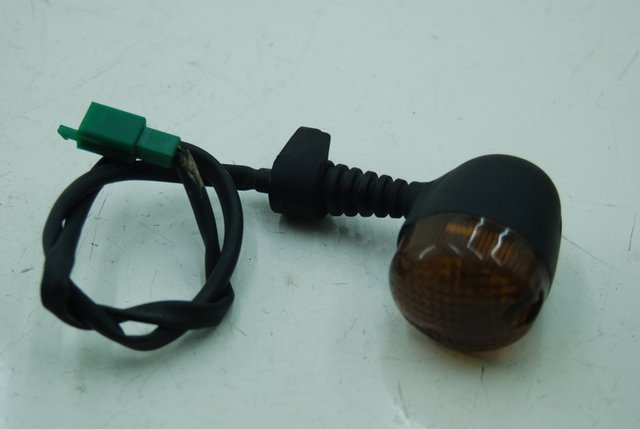 photo de FANALE POSTERIORE DESTRO MBK NITRO NAKED 50 (2005 - 2012) - Vista principale