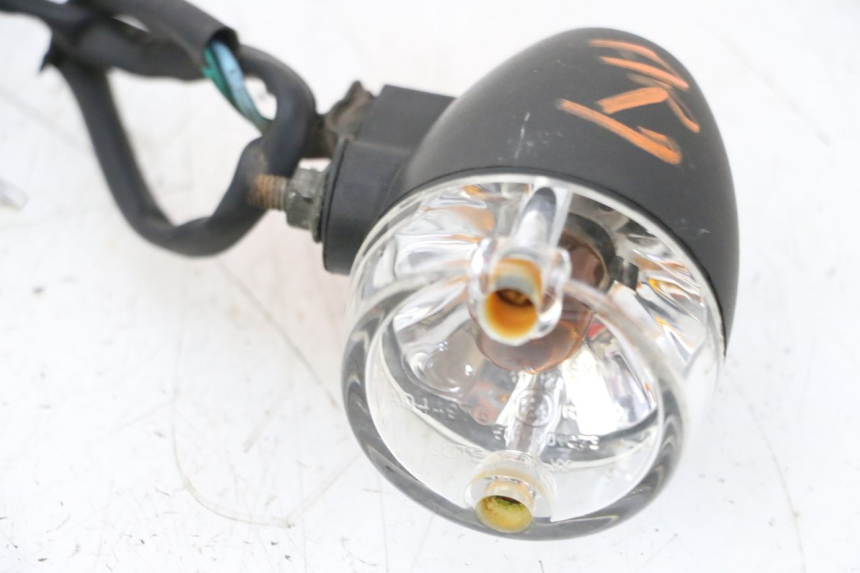 photo de FRECCE DESTRA POSTERIORE SYM ORBIT 2 4T 50 (2008 - 2017) - Dettaglio del componente