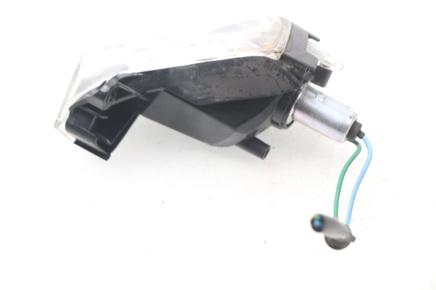 photo de FANALE POSTERIORE DESTRO HONDA PCX (JF47) 125 (2012 - 2013) - Stato della superficie e materiale