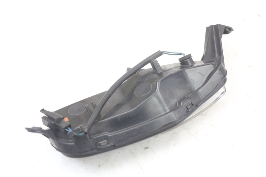 photo de FRECCE DESTRA POSTERIORE PEUGEOT DJANGO 125 (2014 - 2017) - Primo piano tecnico