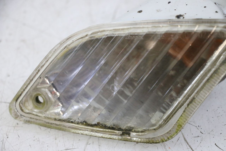 photo de FRECCE DESTRA POSTERIORE PIAGGIO VESPA GRANTURISMO 200 (2004 - 2005) - Primo piano tecnico