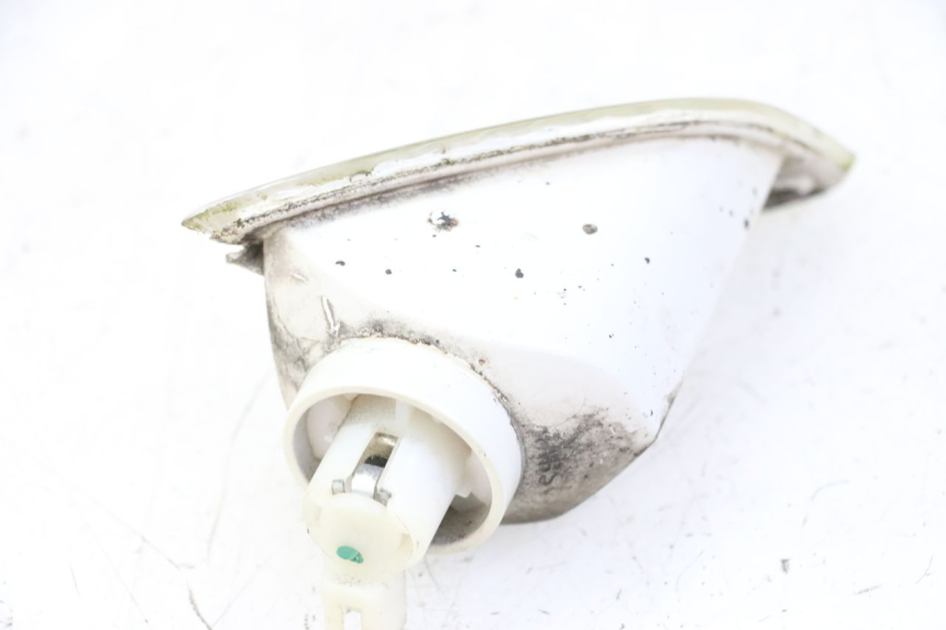 photo de FRECCE DESTRA POSTERIORE PIAGGIO VESPA GRANTURISMO 200 (2004 - 2005) - Stato della superficie e materiale