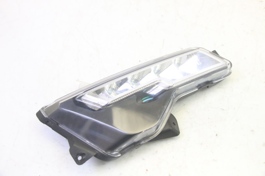 photo de FRECCE DESTRA POSTERIORE EFUN PUSA 1 - Altra angolazione