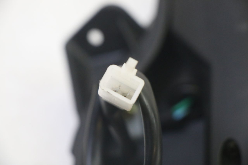 photo de FRECCE DESTRA POSTERIORE EFUN PUSA 1 - Dettagli dei punti di fissaggio