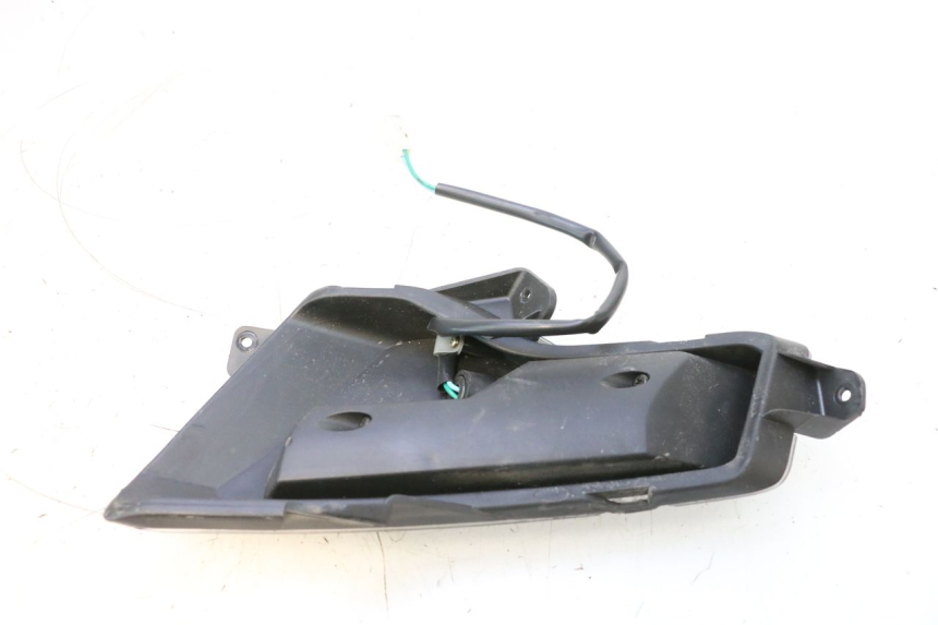 photo de FRECCE DESTRA POSTERIORE EFUN PUSA 1 - Primo piano tecnico
