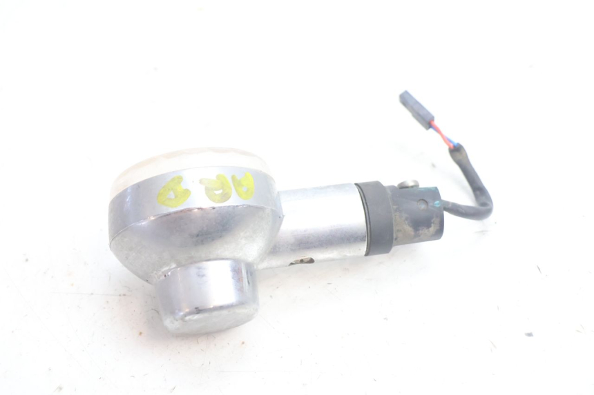 photo de FRECCE DESTRA POSTERIORE APRILIA SCARABEO GT 125 (1999 - 2007) - Zoom sullo stato d'uso