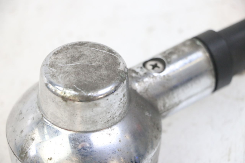 photo de FRECCE DESTRA POSTERIORE APRILIA SCARABEO GT TOURING 125 (1999 - 2005) - Altra angolazione