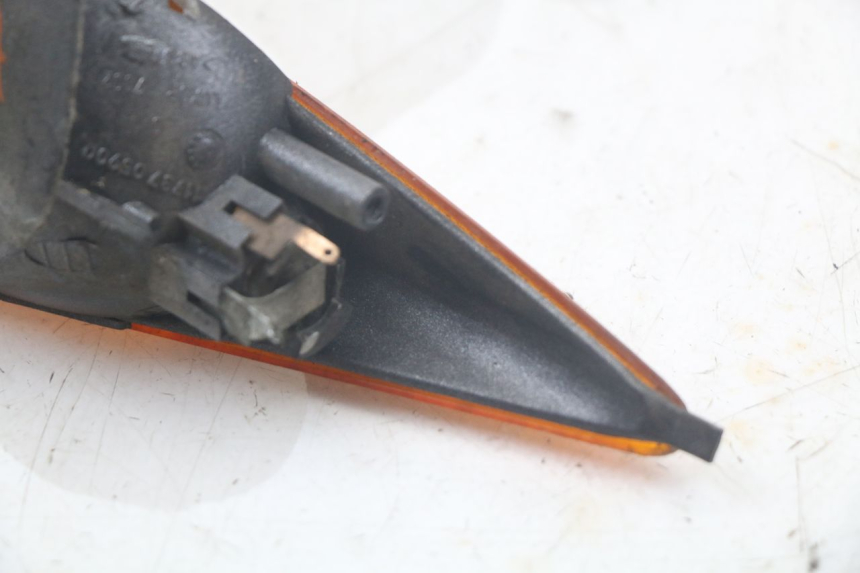 photo de FANALE POSTERIORE DESTRO PEUGEOT SPEEDFIGHT 100 (1997 - 2007) - Ricambio usato controllato