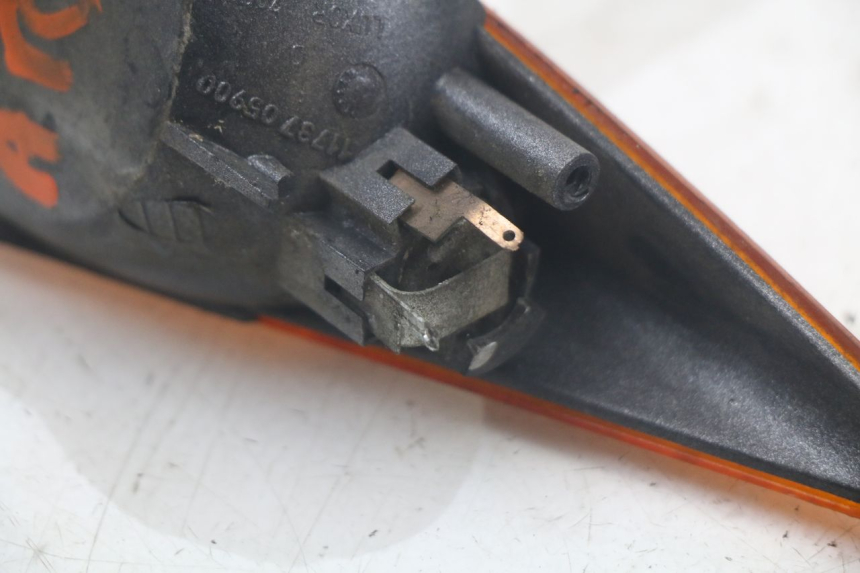 photo de FANALE POSTERIORE DESTRO PEUGEOT SPEEDFIGHT 100 (1997 - 2007) - Marcature e riferimenti originali