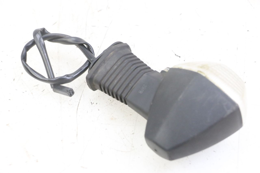 photo de FRECCE DESTRA POSTERIORE SUZUKI GSX F GSXF 650 (2007 - 2015) - Primo piano tecnico