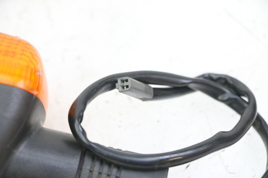 photo de FRECCE DESTRA POSTERIORE SUZUKI SV N 650 (1999 - 2002) - Zoom sullo stato d'uso