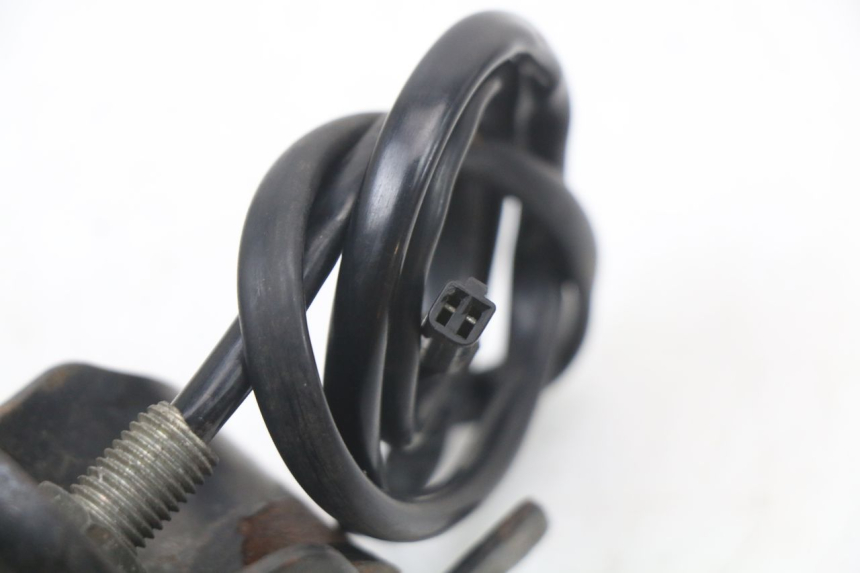 photo de FRECCE DESTRA POSTERIORE SUZUKI VL INTRUDER 125 (2004 - 2007) - Stato della superficie e materiale