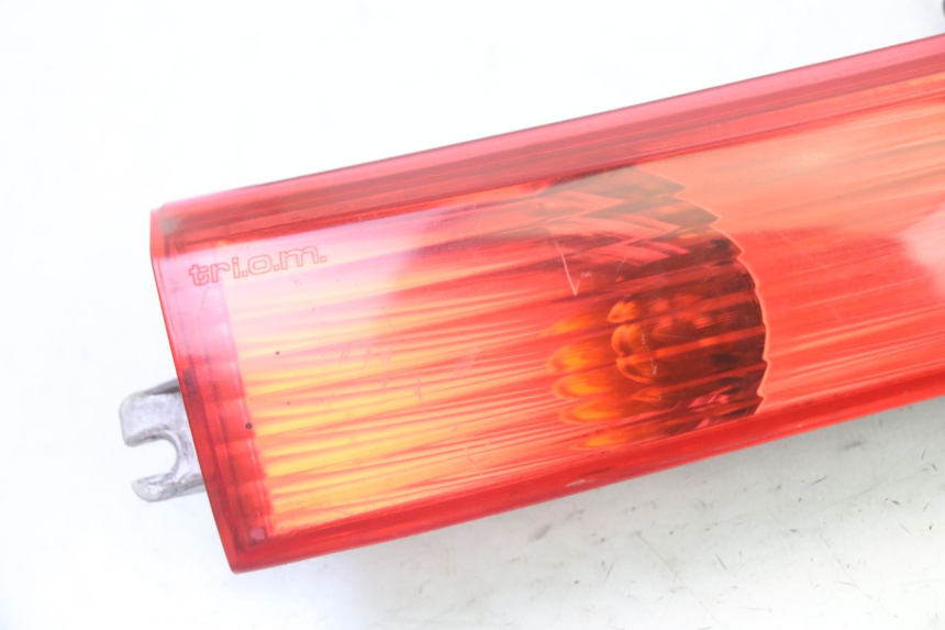 photo de FANALE POSTERIORE DESTRO PIAGGIO X8 125 (2004 - 2007) - Dettaglio del componente