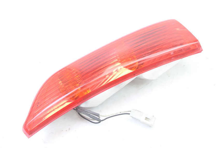 photo de CLIGNOTANTE POSTERIORE DESTRA PIAGGIO XEVO - X EVO 125 (2007 - 2017) - Altra angolazione