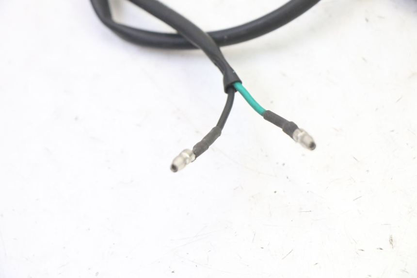 photo de FRECCE DESTRA POSTERIORE YAMAHA XJ6 ABS 600 (2008 - 2016) - Primo piano tecnico