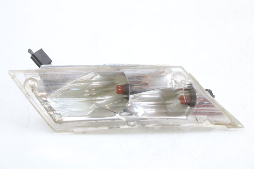 photo de FANALE POSTERIORE DESTRO PIAGGIO ZIP 2T 50 (2009 - 2019) - Vista principale