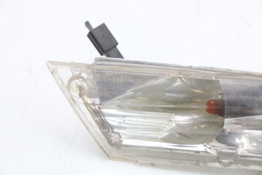 photo de FANALE POSTERIORE DESTRO PIAGGIO ZIP 2T 50 (2009 - 2019) - Zoom sullo stato d'uso