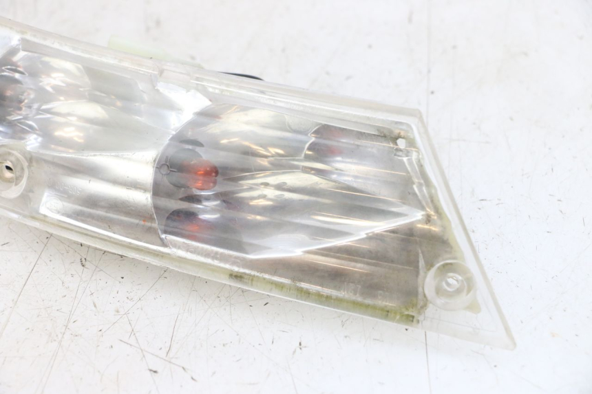 photo de FANALE POSTERIORE DESTRO PIAGGIO ZIP 2T 50 (2009 - 2019) - Zoom sullo stato d'uso