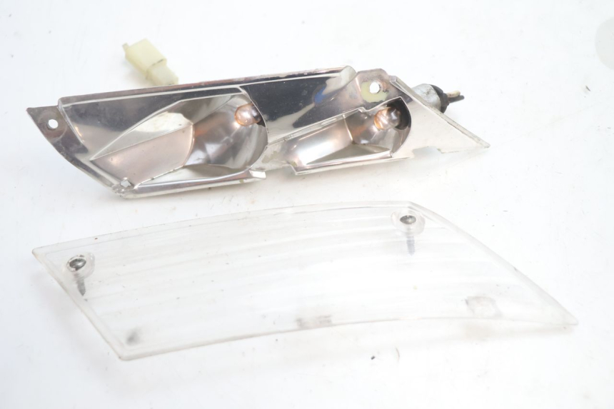 photo de FRECCE DESTRA POSTERIORE PIAGGIO ZIP 4T 50 (2006 - 2017) - Altra angolazione