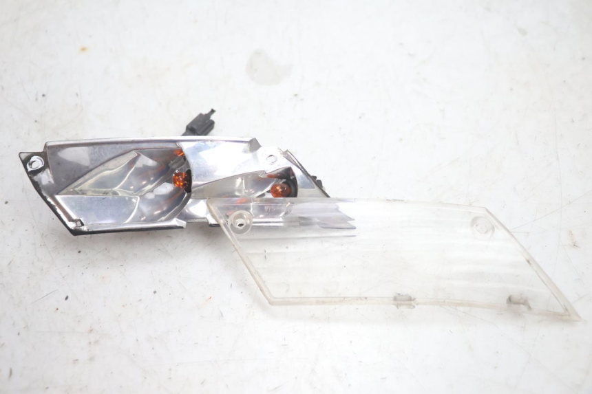 photo de FRECCE DESTRA POSTERIORE PIAGGIO ZIP IGET 4T 50 (2021 - 2023) - Altra angolazione