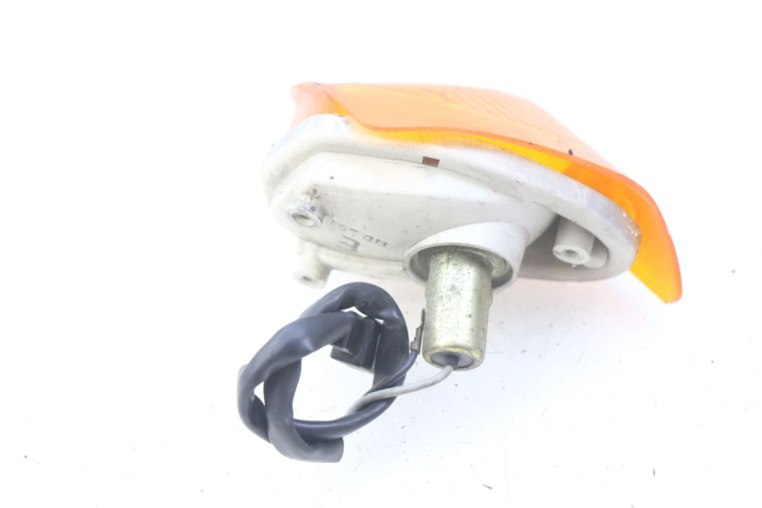 photo de FANALE POSTERIORE DESTRO KAWASAKI ZZR 600 (1995 - 2004) - Altra angolazione