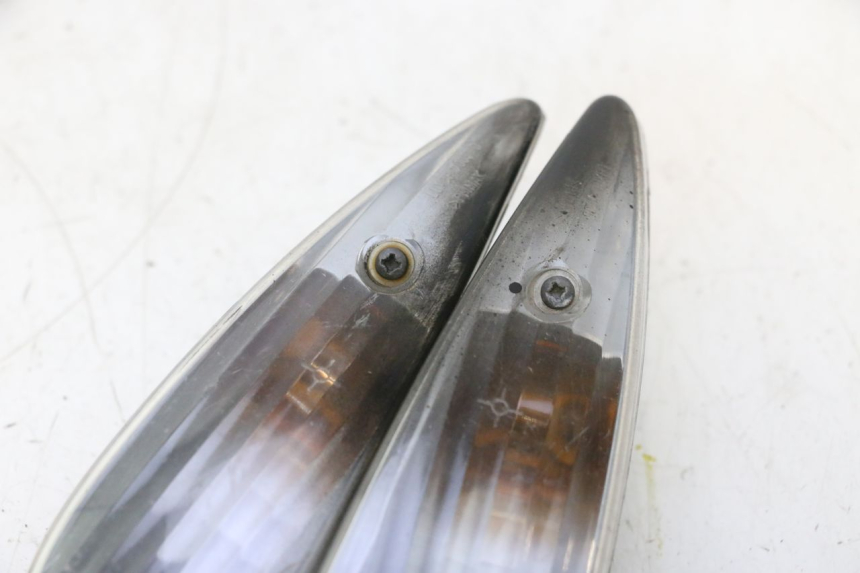 photo de FANALE POSTERIORE PEUGEOT ELYSTAR 50 (2002 - 2014) - Dettaglio del componente