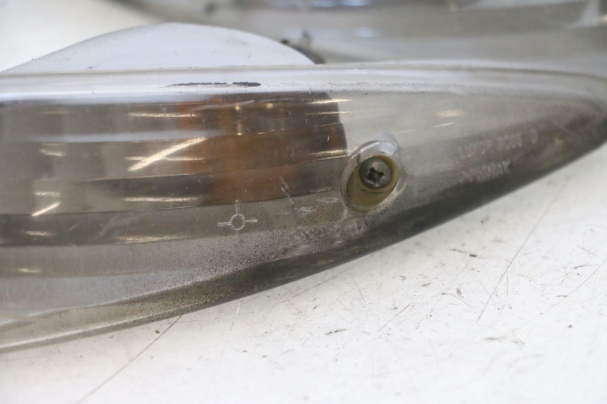 photo de FANALE POSTERIORE PEUGEOT ELYSTAR 50 (2002 - 2014) - Zoom sui componenti