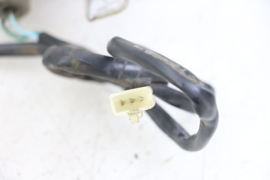 photo de CLIGNOTANTE POSTERIORE SYM FIDDLE 2 50 (2008 - 2013) - Stato della superficie e materiale