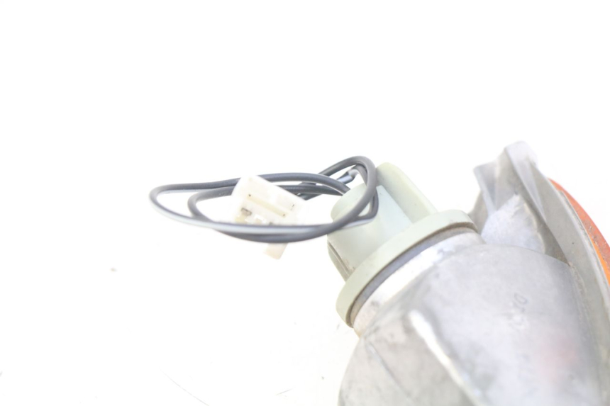 photo de CLIGNOTANTE POSTERIORE PIAGGIO FLY 100 (2006 - 2010) - Altra angolazione