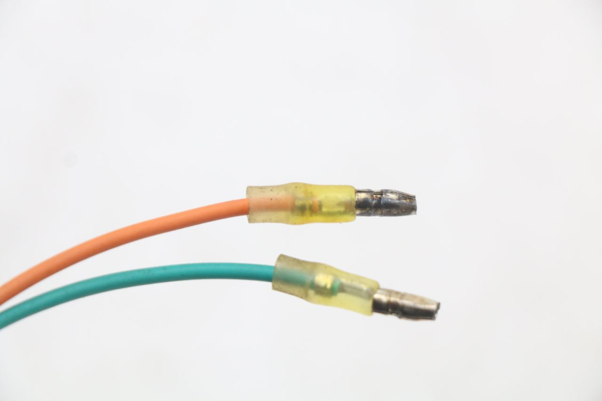 photo de CLIGNOTANTE POSTERIORE SINISTRA KYMCO AGILITY 4T 50 (2005 - 2018) - Primo piano tecnico