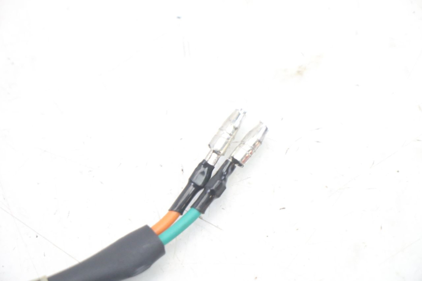 photo de CLIGNOTANTE POSTERIORE SINISTRA KYMCO AGILITY 4T 50 (2005 - 2018) - Dettagli dei punti di fissaggio