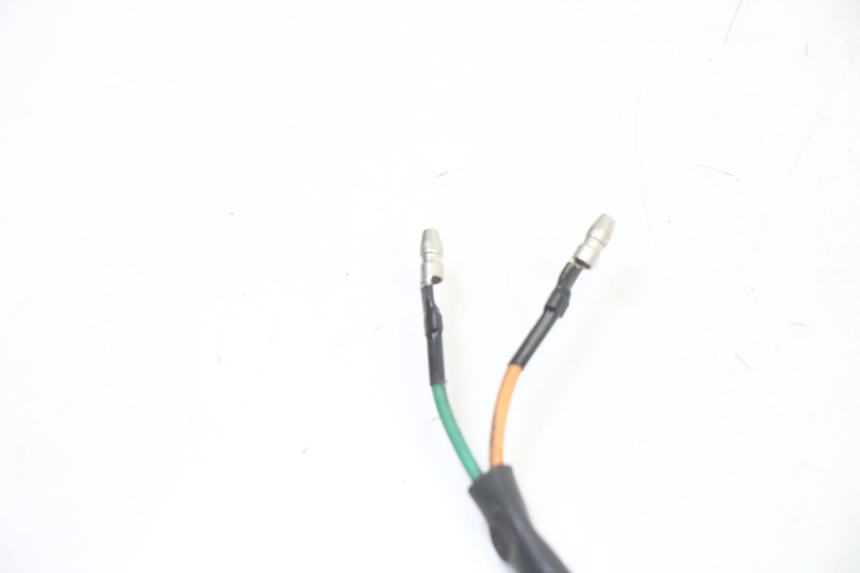 photo de CLIGNOTANTE POSTERIORE SINISTRA KYMCO AGILITY 4T 50 (2005 - 2018) - Primo piano tecnico