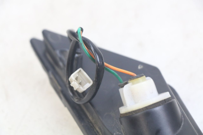 photo de CLIGNOTANTE POSTERIORE SINISTRA NECO ALEXONE 125 (2017 - 2024) - Zoom sullo stato d'uso