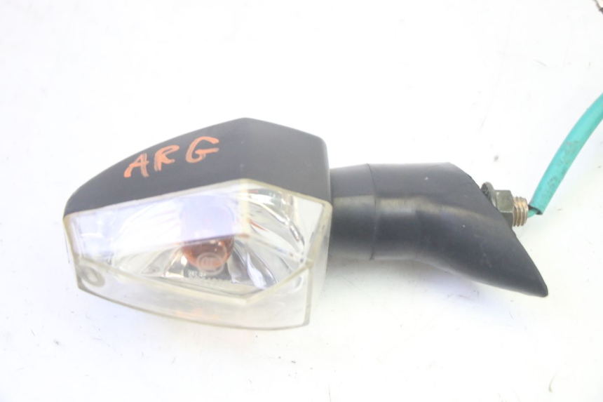 photo de FANALE POSTERIORE SINISTRO SYM CROX 4T 50 (2016 - 2023) - Zoom sullo stato d'uso