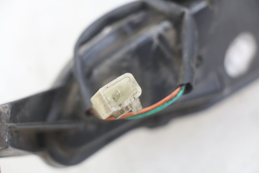 photo de FANALE POSTERIORE SINISTRO PEUGEOT DJANGO 4T 50 (2014 - 2019) - Primo piano tecnico