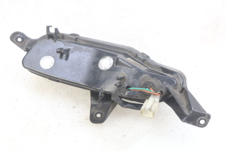 photo de FANALE POSTERIORE SINISTRO PEUGEOT DJANGO 4T 50 (2014 - 2019) - Dettagli dei punti di fissaggio