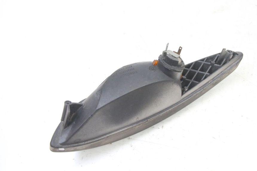 photo de CLIGNOTANTE POSTERIORE SINISTRA PEUGEOT ELYSTAR 50 (2002 - 2014) - Vista d'insieme del prodotto