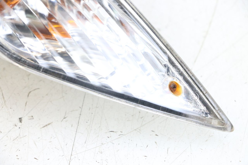 photo de FANALE POSTERIORE SINISTRO SYM FIDDLE 3 III 125 (2014 - 2020) - Zoom sullo stato d'uso