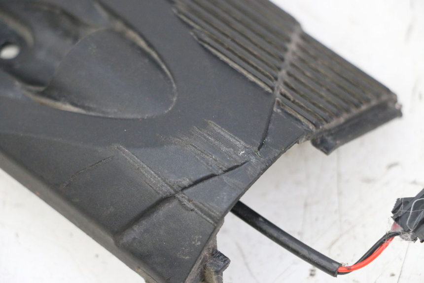 photo de FRECCE SINISTRO POSTERIORE KUKIRIN G2 MASTER 1 - Zoom sullo stato d'uso