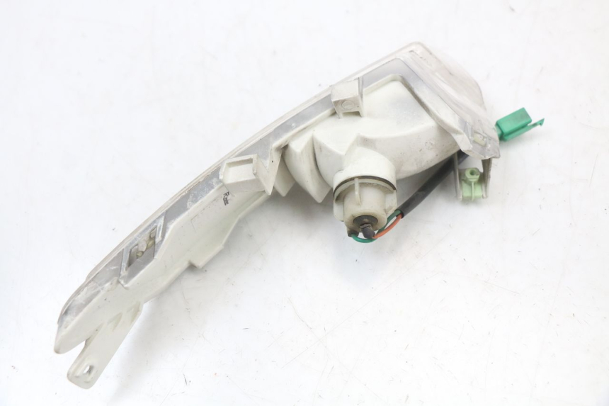 photo de FRECCE SINISTRO POSTERIORE PEUGEOT GEOPOLIS RS 125 (2007 - 2009) - Primo piano tecnico